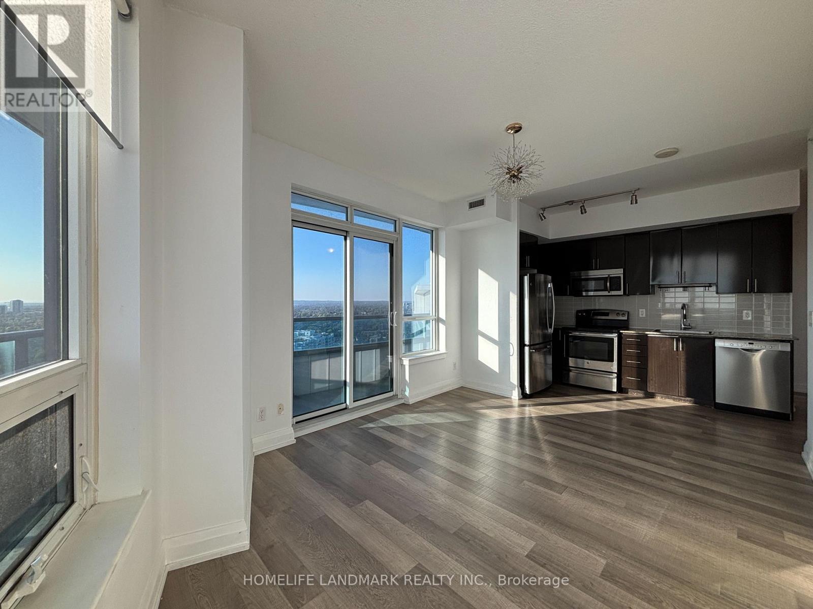 2508 - 7171 Yonge Street, Markham, Ontario  L3T 0C5 - Photo 2 - N13473762
