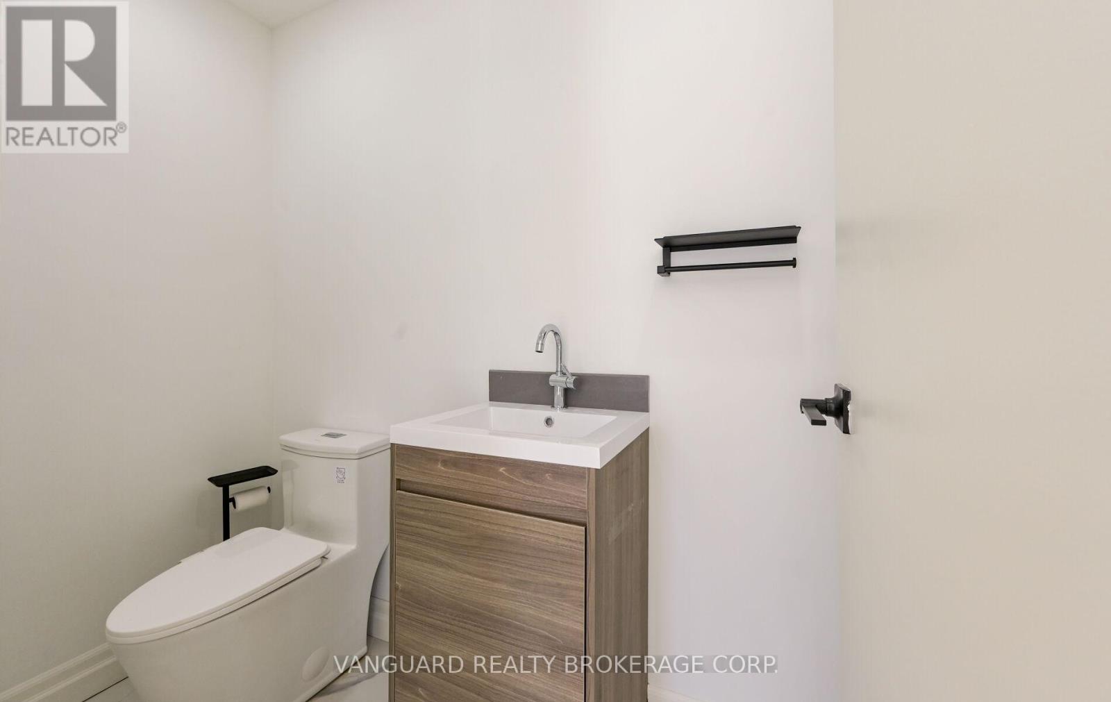 23 - 5732 Highway 7, Vaughan, Ontario L4L 3A2 - Photo 8 - N13473804