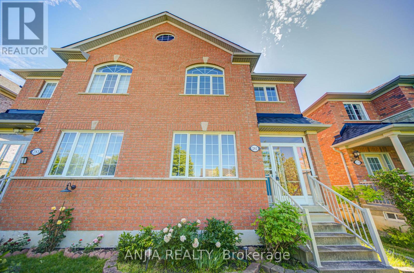 281 MINGAY AVENUE, Markham, Ontario