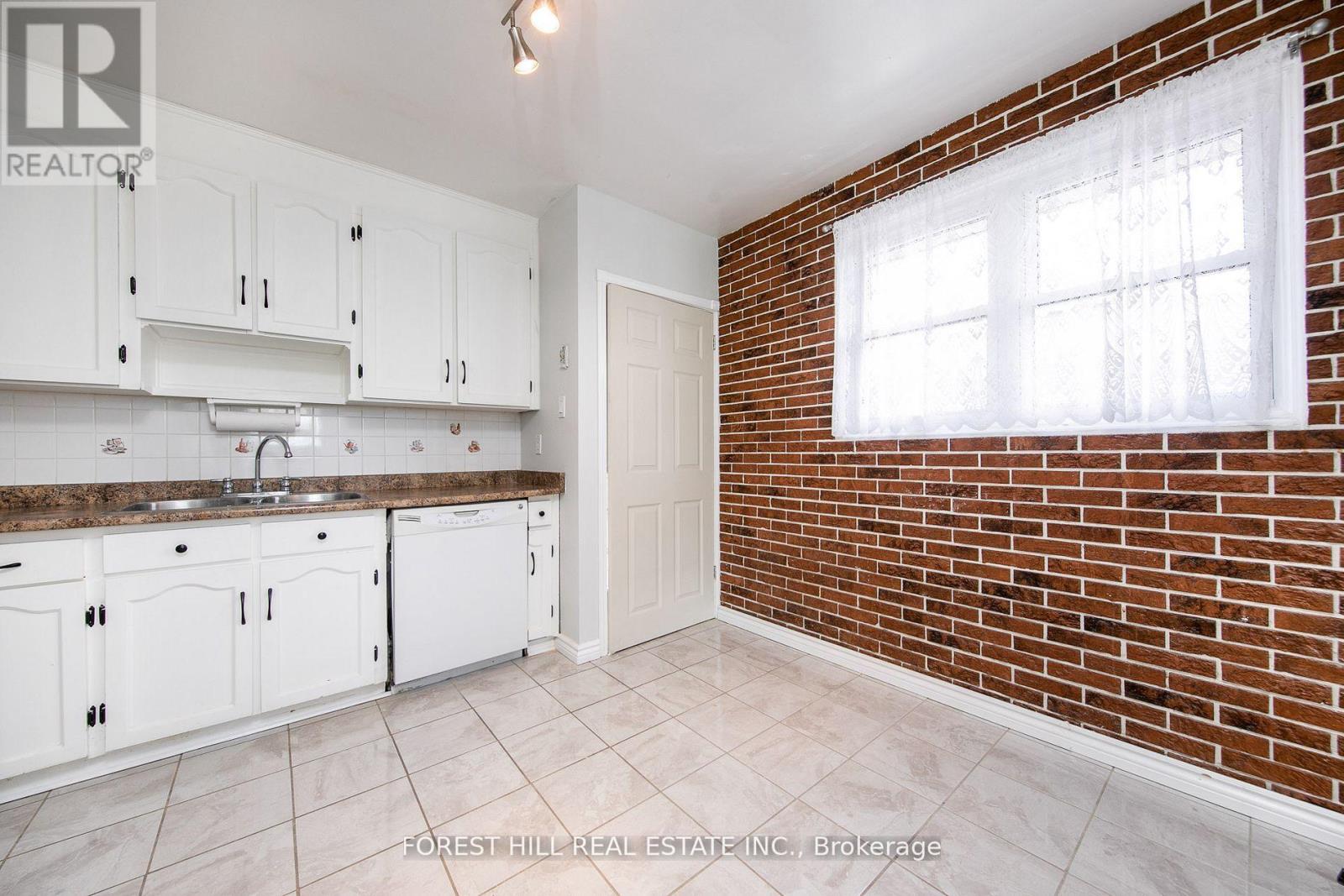 Main - 179 Septonne Avenue, Newmarket, Ontario  L3Y 2W5 - Photo 10 - N13474080