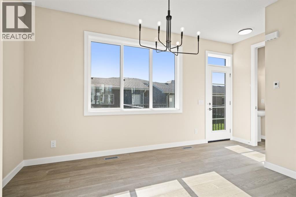 388 Sora Boulevard SE, Calgary, Alberta  T3S 0M4 - Photo 5 - A2319273