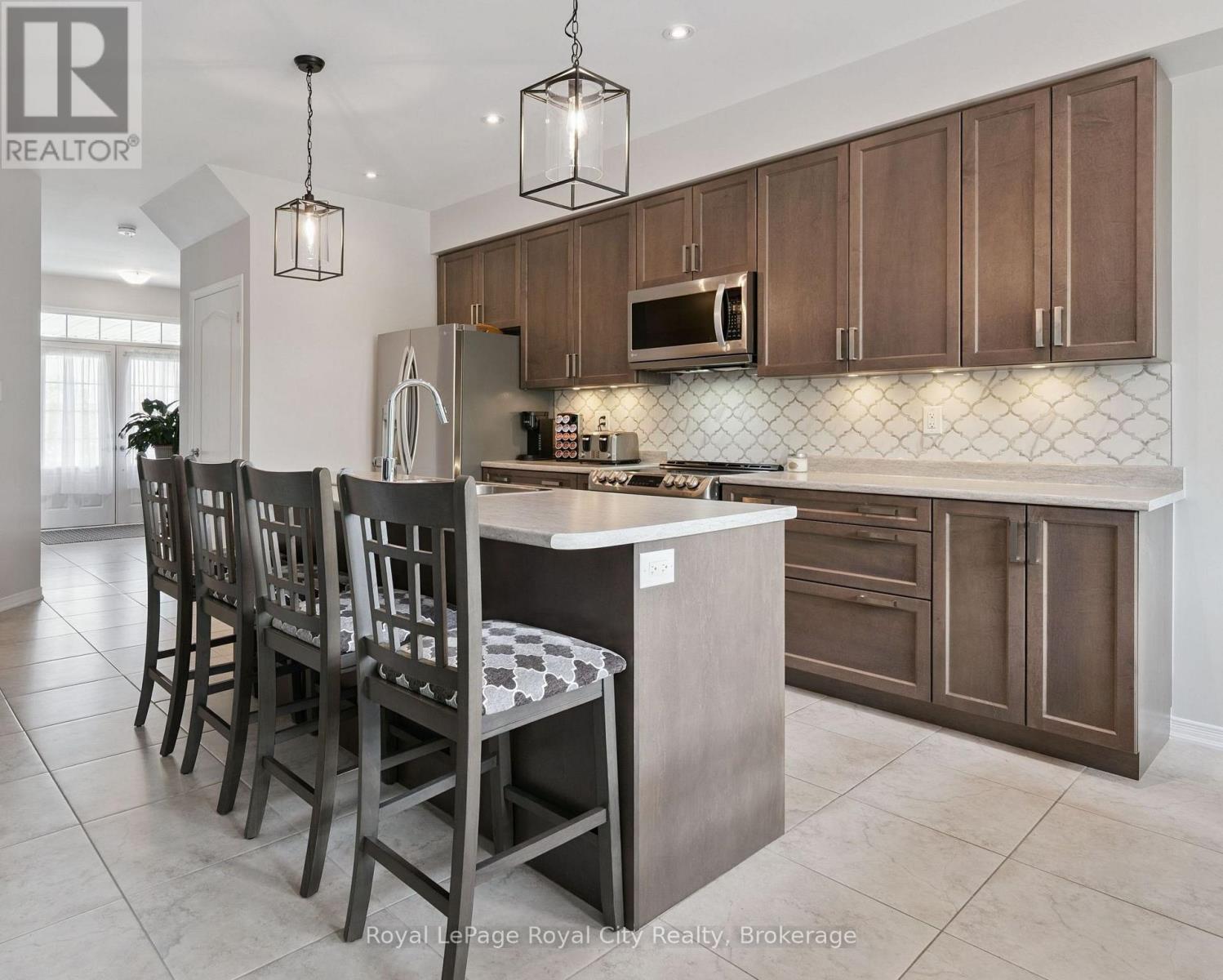 222 Dolman Street, Woolwich, Ontario  N0B 1M0 - Photo 7 - X13435644