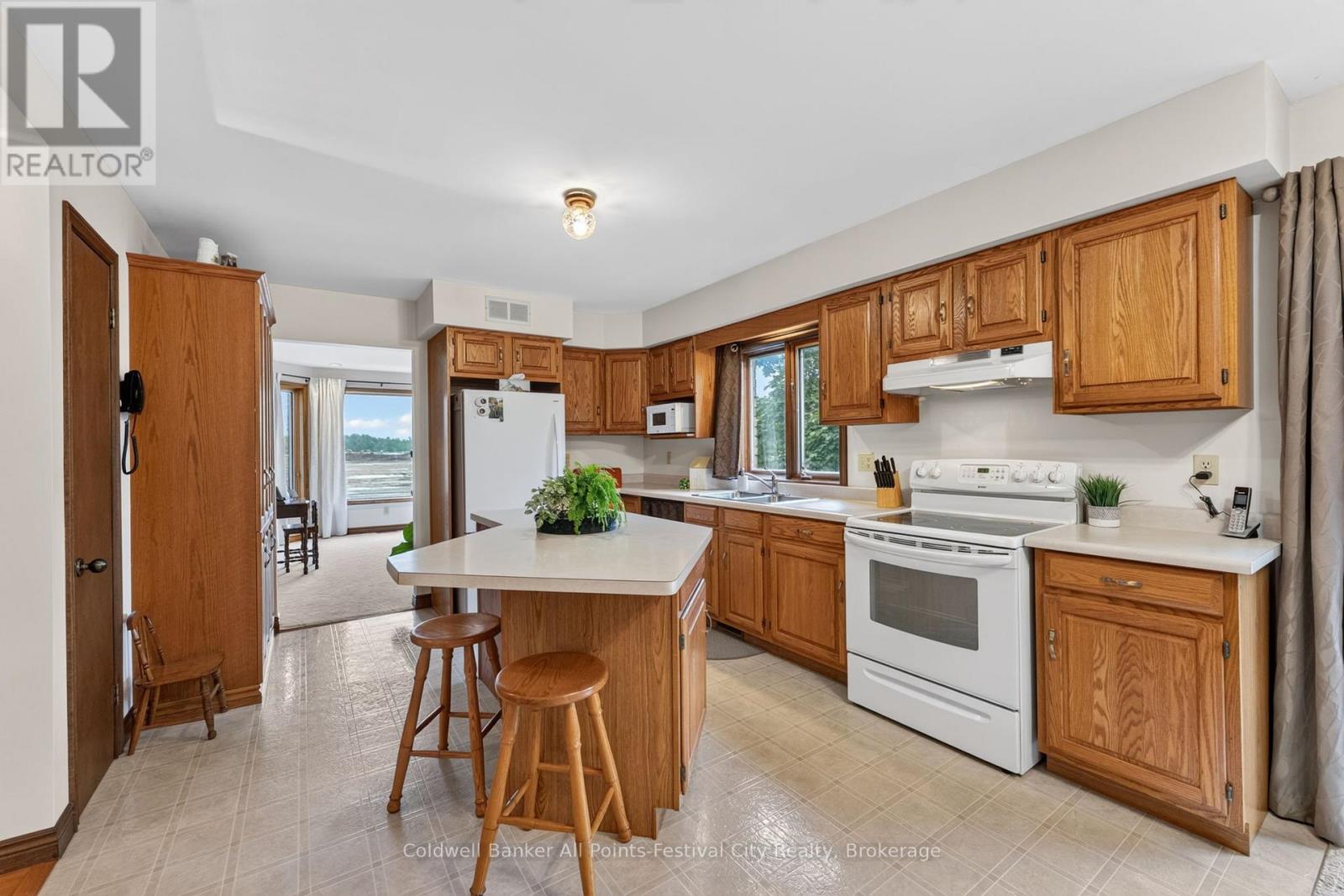 396 Eldon Street, Goderich, Ontario  N7A 4K8 - Photo 13 - X13465994
