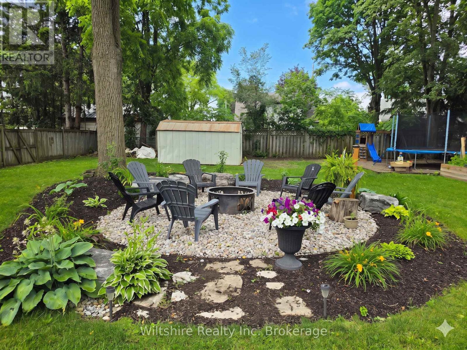 10 Pearl Street, Tillsonburg, Ontario  N4G 1L3 - Photo 4 - X12649490