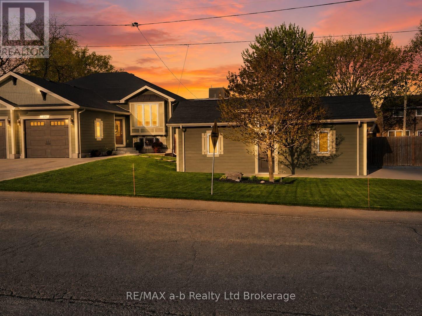 136 MAPLE LANE, Tillsonburg, Ontario