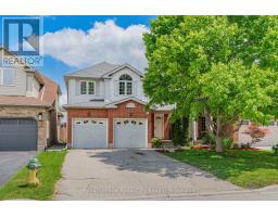 15 CAMM CRESCENT, Guelph, Ontario