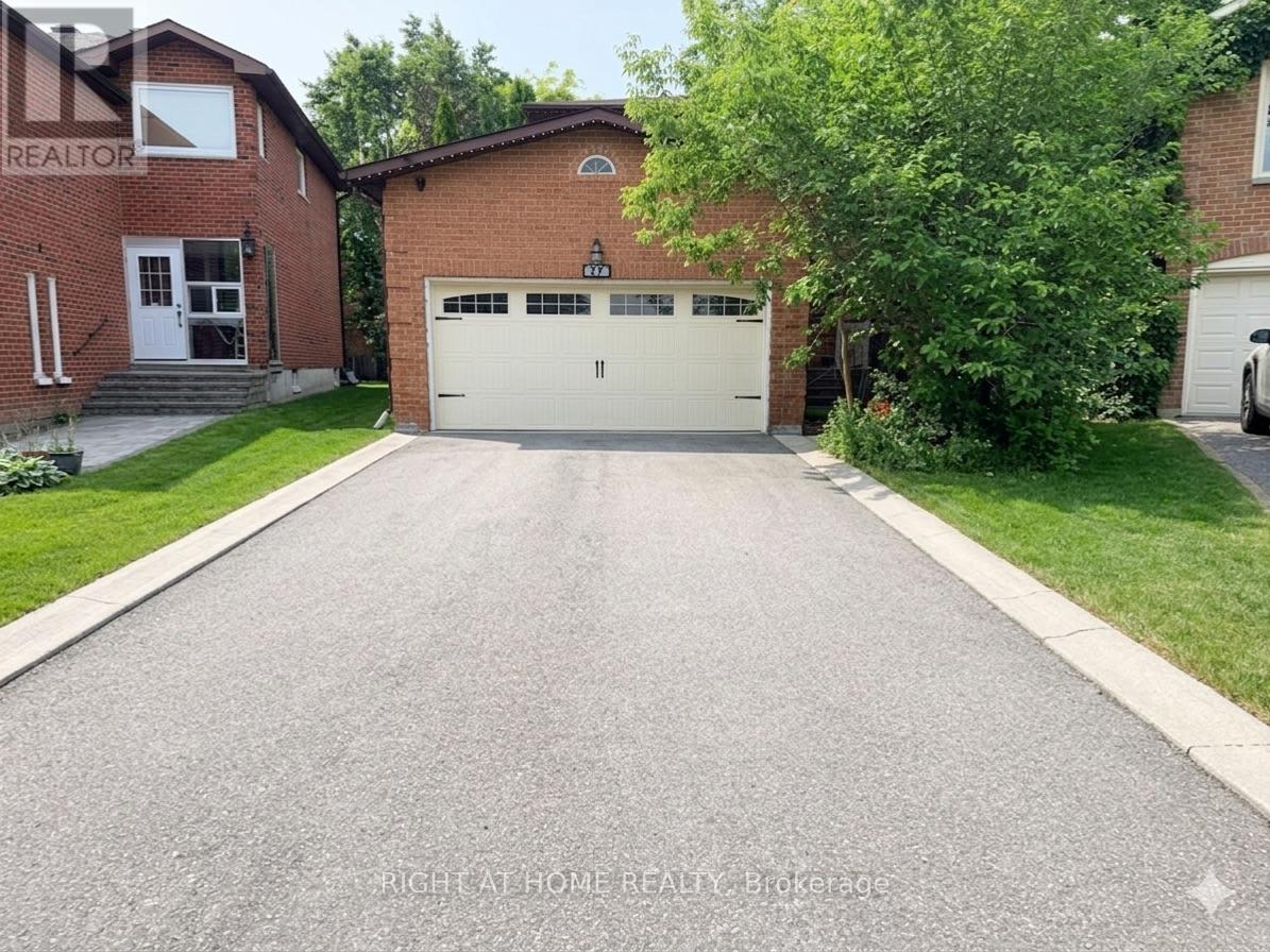 37 VERSAILLES COURT, Richmond Hill, Ontario