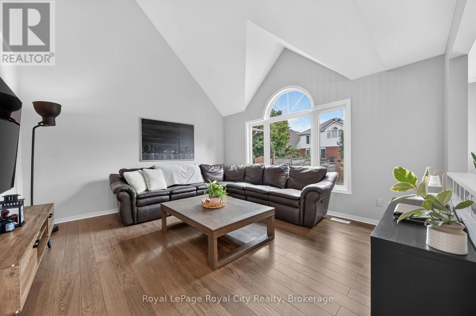 15 Camm Crescent, Guelph, Ontario  N1L 1J9 - Photo 9 - X13472986