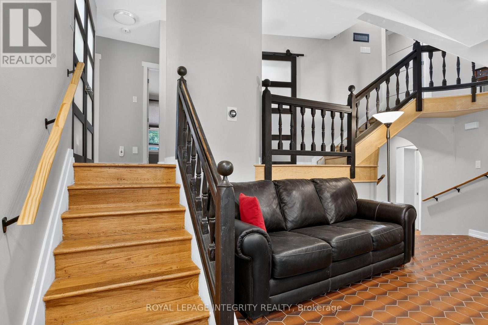 954 Watson Street, Ottawa, Ontario  K2B 6C2 - Photo 15 - X13476472