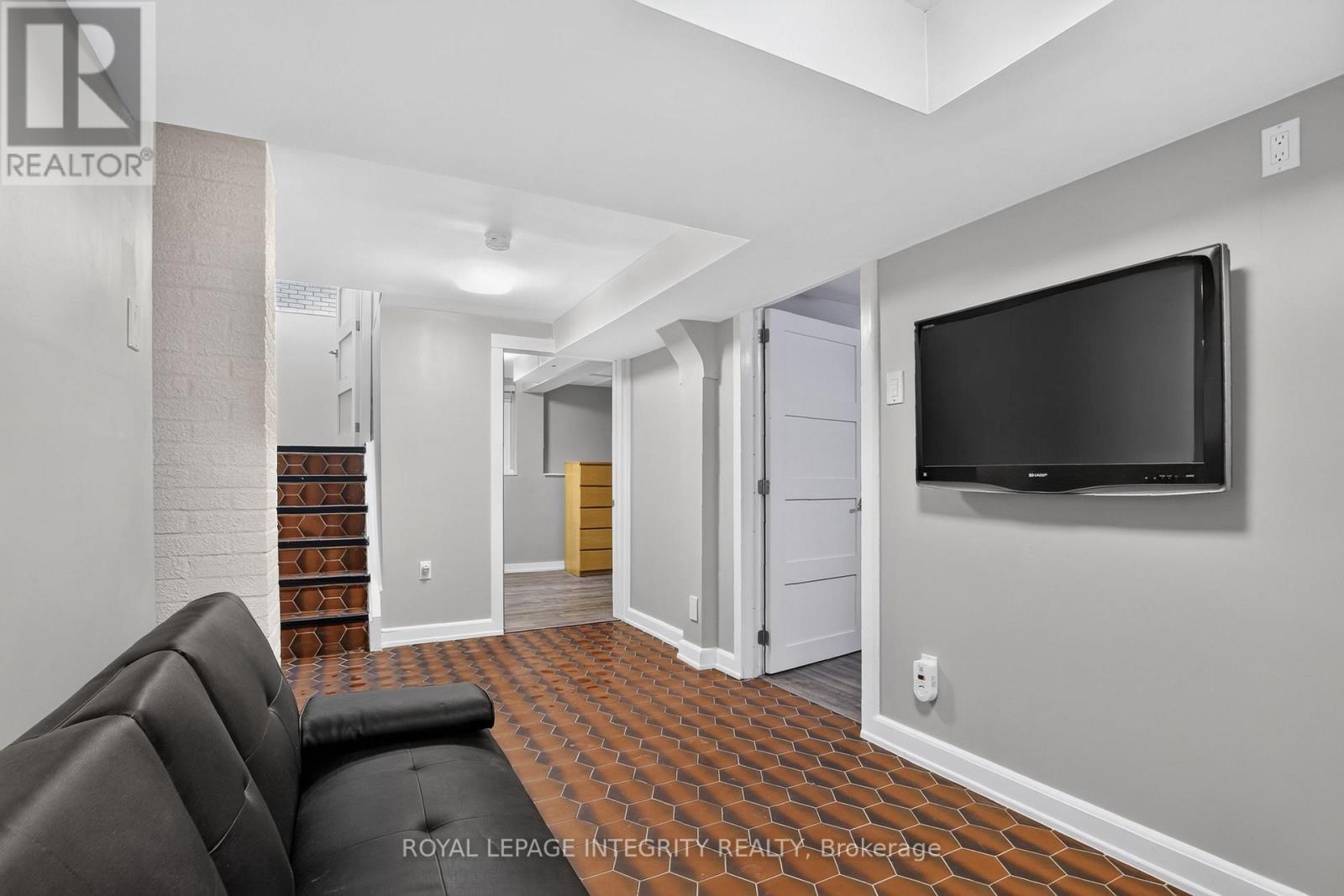 954 Watson Street, Ottawa, Ontario  K2B 6C2 - Photo 35 - X13476472