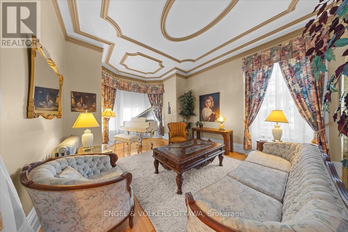 528 St Lawrence Street, North Dundas, Ontario  K0C 2K0 - Photo 18 - X13476510