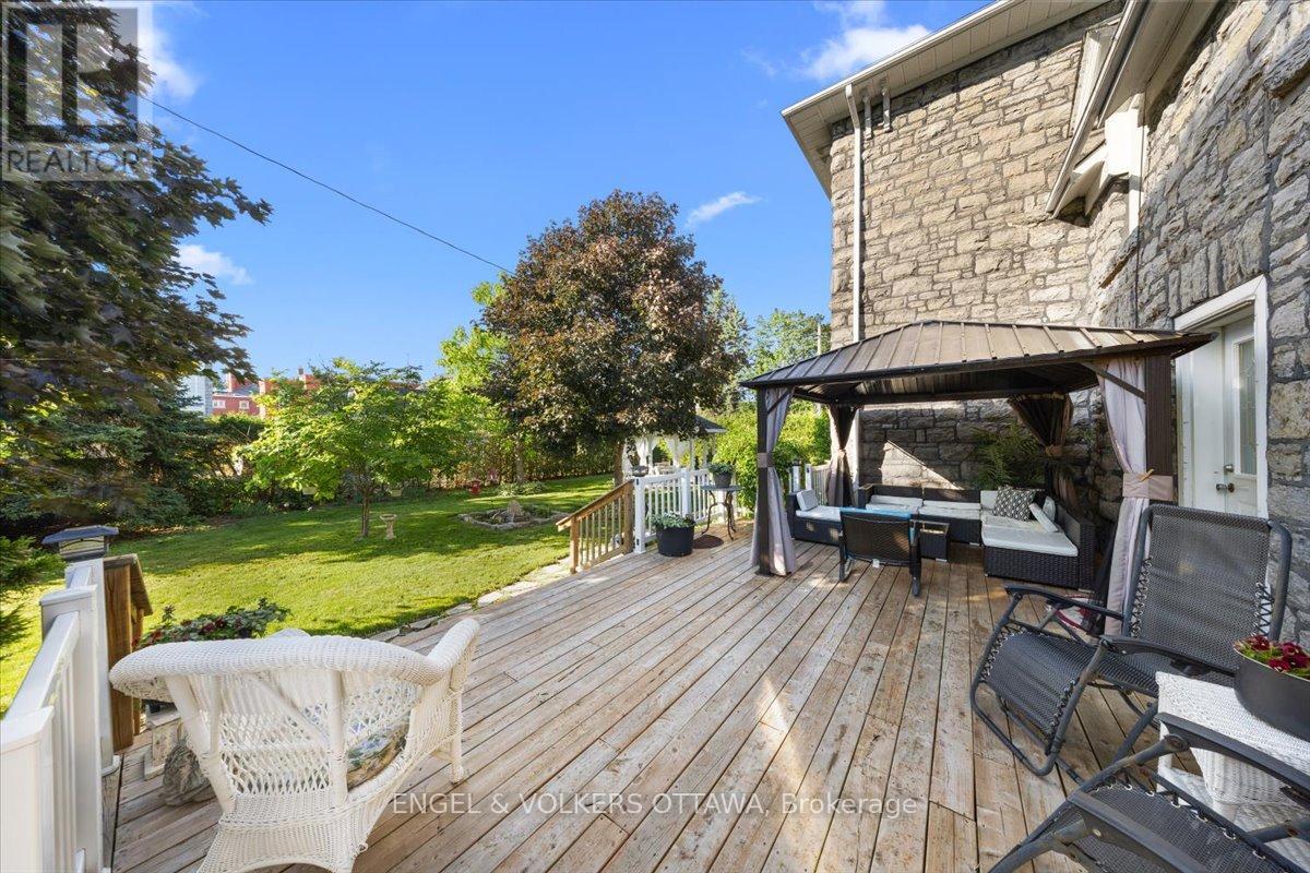 528 St Lawrence Street, North Dundas, Ontario  K0C 2K0 - Photo 46 - X13476510