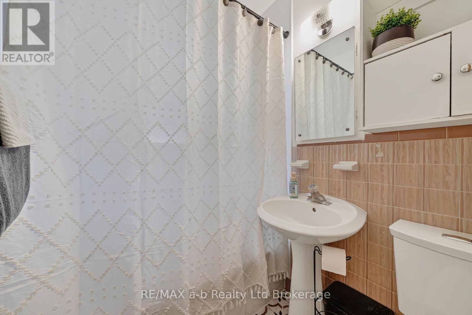 47 Burslem Street, London East, Ontario  N5W 2V6 - Photo 27 - X13473318