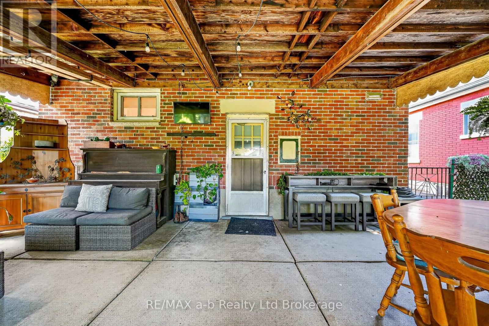 47 Burslem Street, London East, Ontario  N5W 2V6 - Photo 36 - X13473318