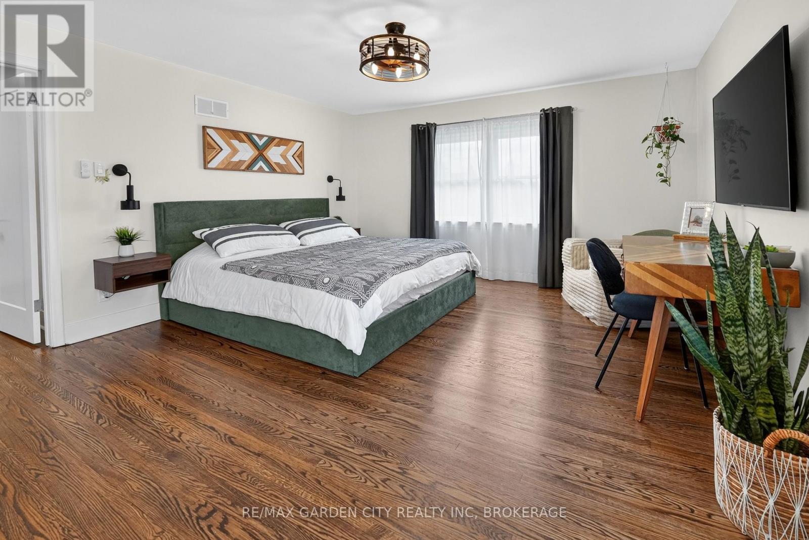 118 Riverdale Drive, St. Catharines, Ontario  L2R 4C2 - Photo 22 - X13472662