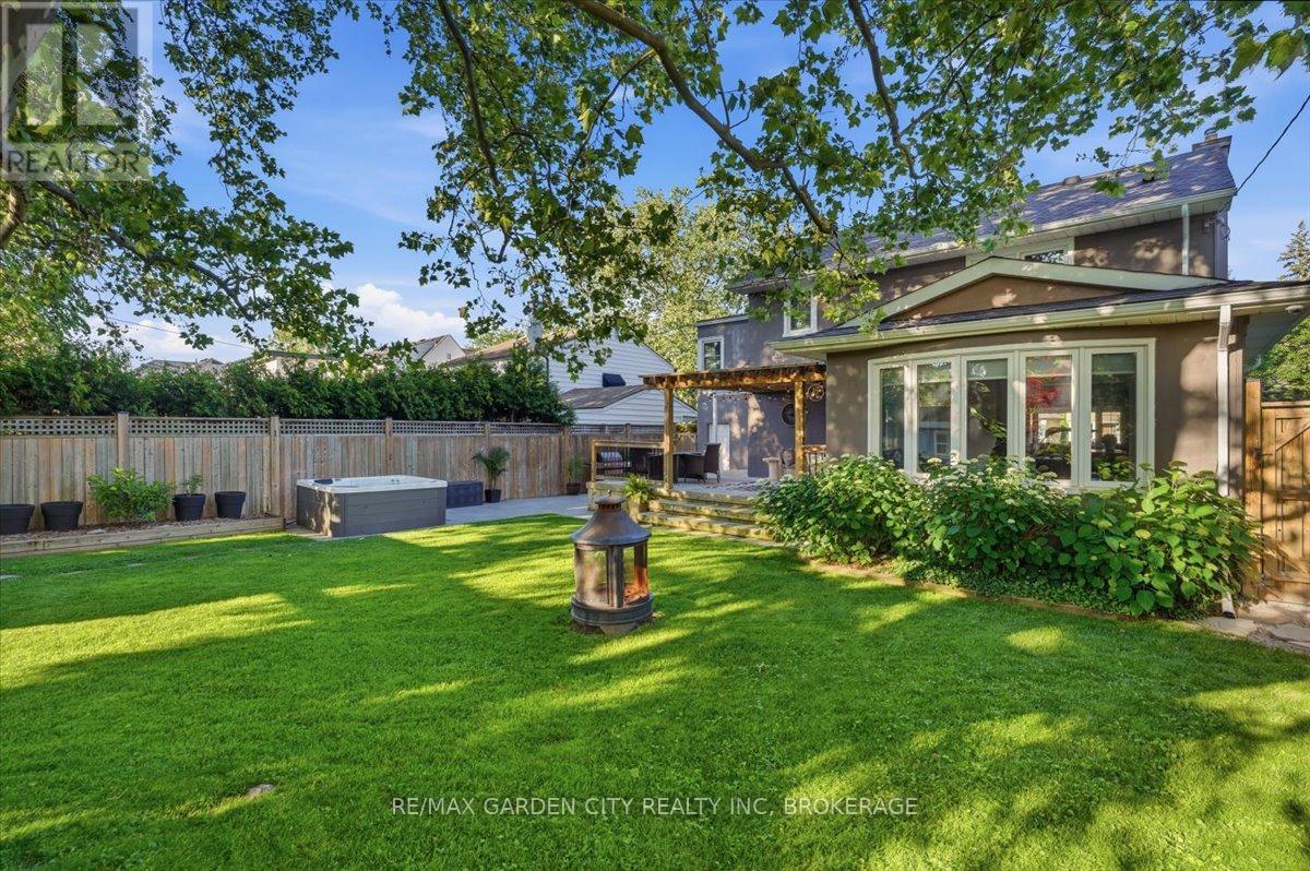 118 Riverdale Drive, St. Catharines, Ontario  L2R 4C2 - Photo 48 - X13472662