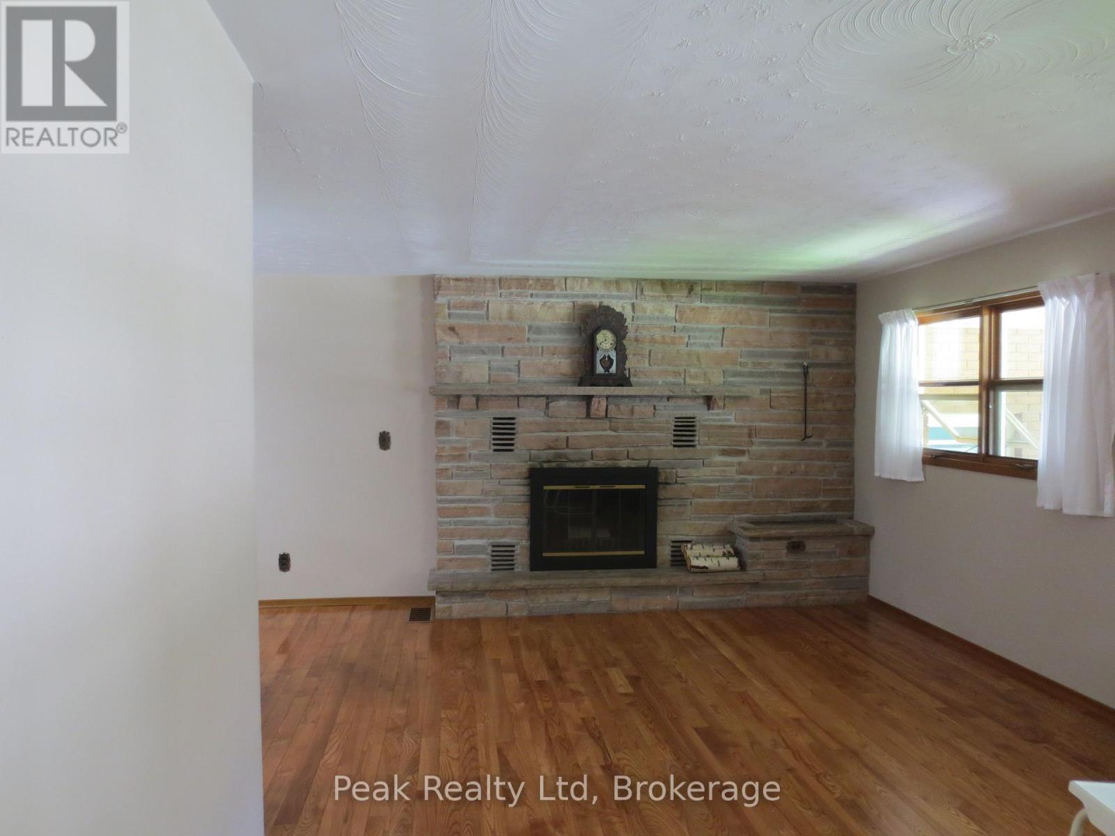 22 Brown Street S, Minto, Ontario  N0G 1M0 - Photo 15 - X13473338