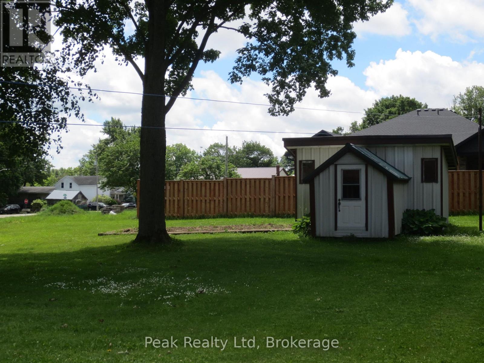22 Brown Street S, Minto, Ontario  N0G 1M0 - Photo 8 - X13473338