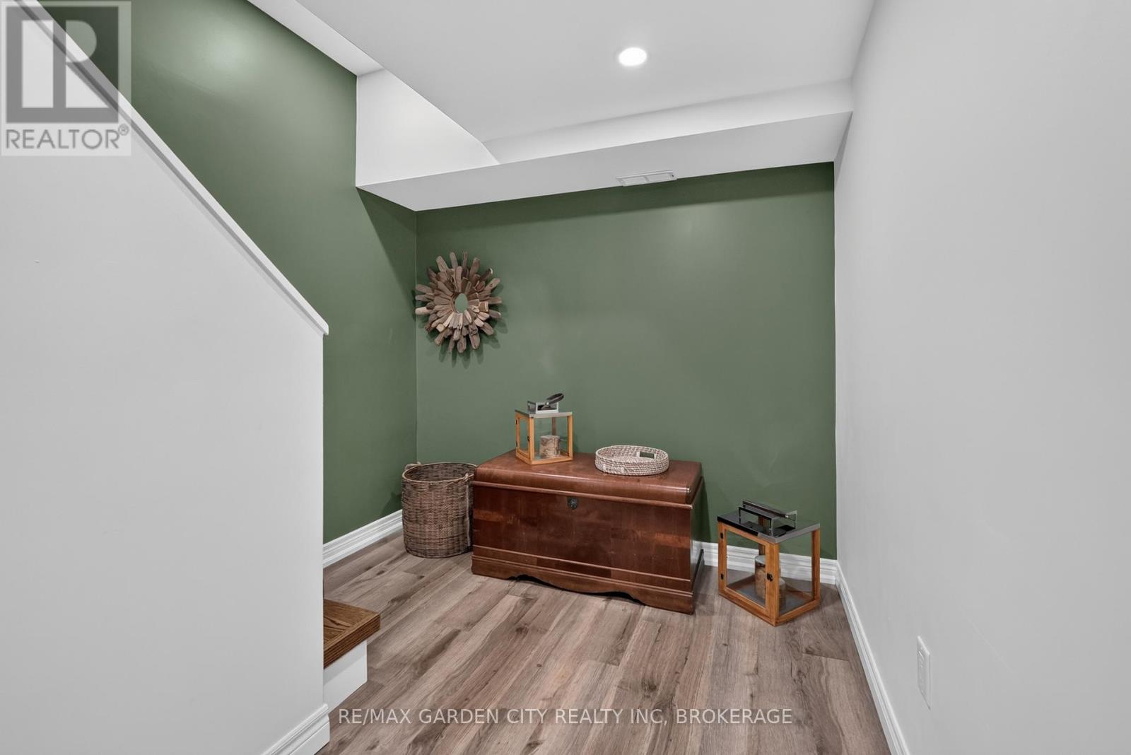 118 Riverdale Drive, St. Catharines, Ontario  L2R 4C2 - Photo 35 - X13472662