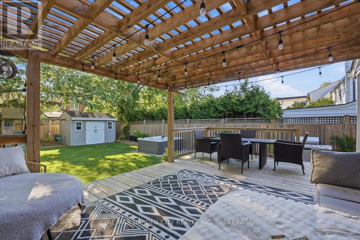 118 Riverdale Drive, St. Catharines, Ontario  L2R 4C2 - Photo 44 - X13472662