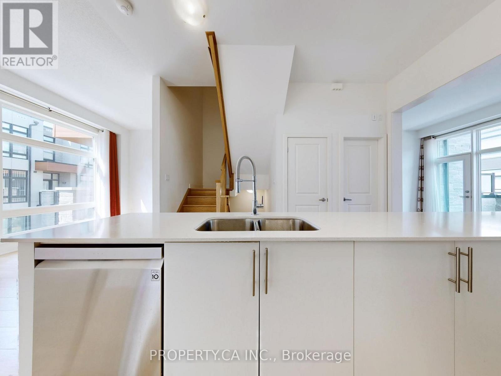13 Mogul Road, Vaughan, Ontario  L4H 4R5 - Photo 8 - N13474622