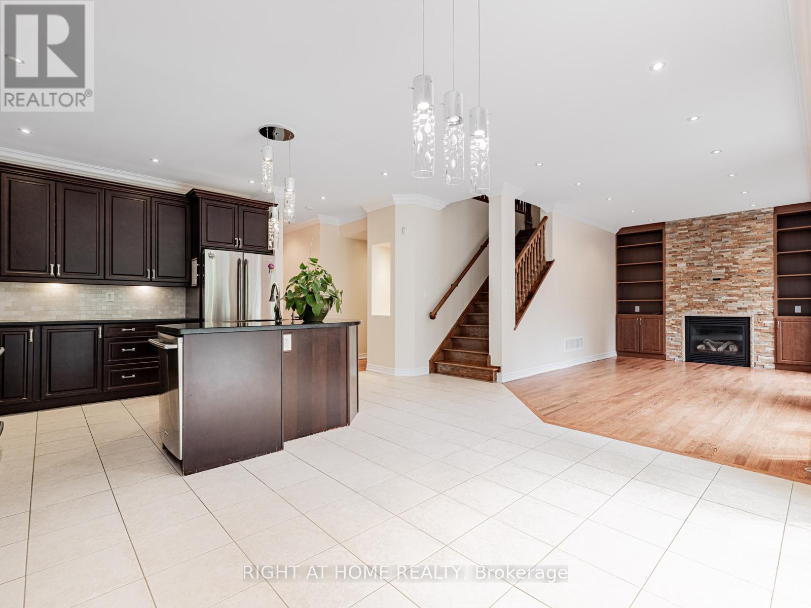 67 Timna Crescent, Vaughan, Ontario  L6A 4L7 - Photo 16 - N13474670