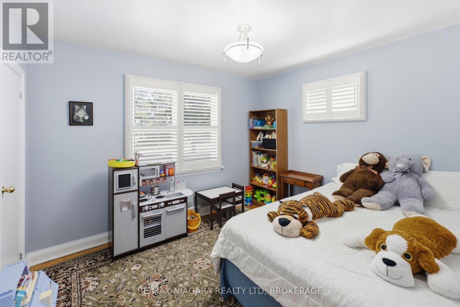 323 St Paul Street W, St. Catharines, Ontario  L2S 2E8 - Photo 14 - X13473418