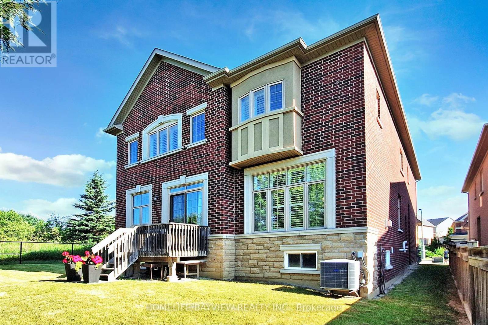 42 Lady Fenyrose Avenue, Vaughan, Ontario  L6A 0E2 - Photo 38 - N13474762