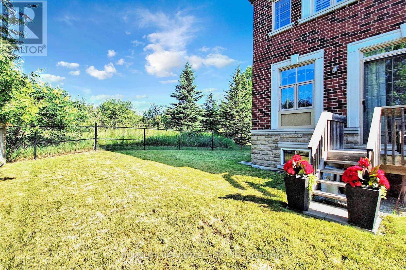 42 Lady Fenyrose Avenue, Vaughan, Ontario  L6A 0E2 - Photo 39 - N13474762