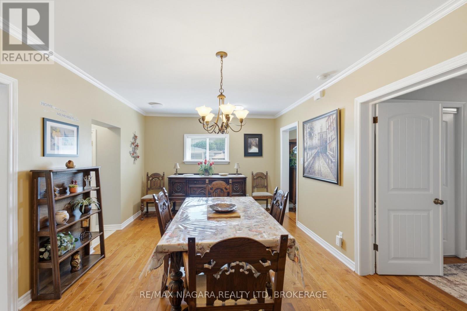 323 St Paul Street W, St. Catharines, Ontario  L2S 2E8 - Photo 6 - X13473418
