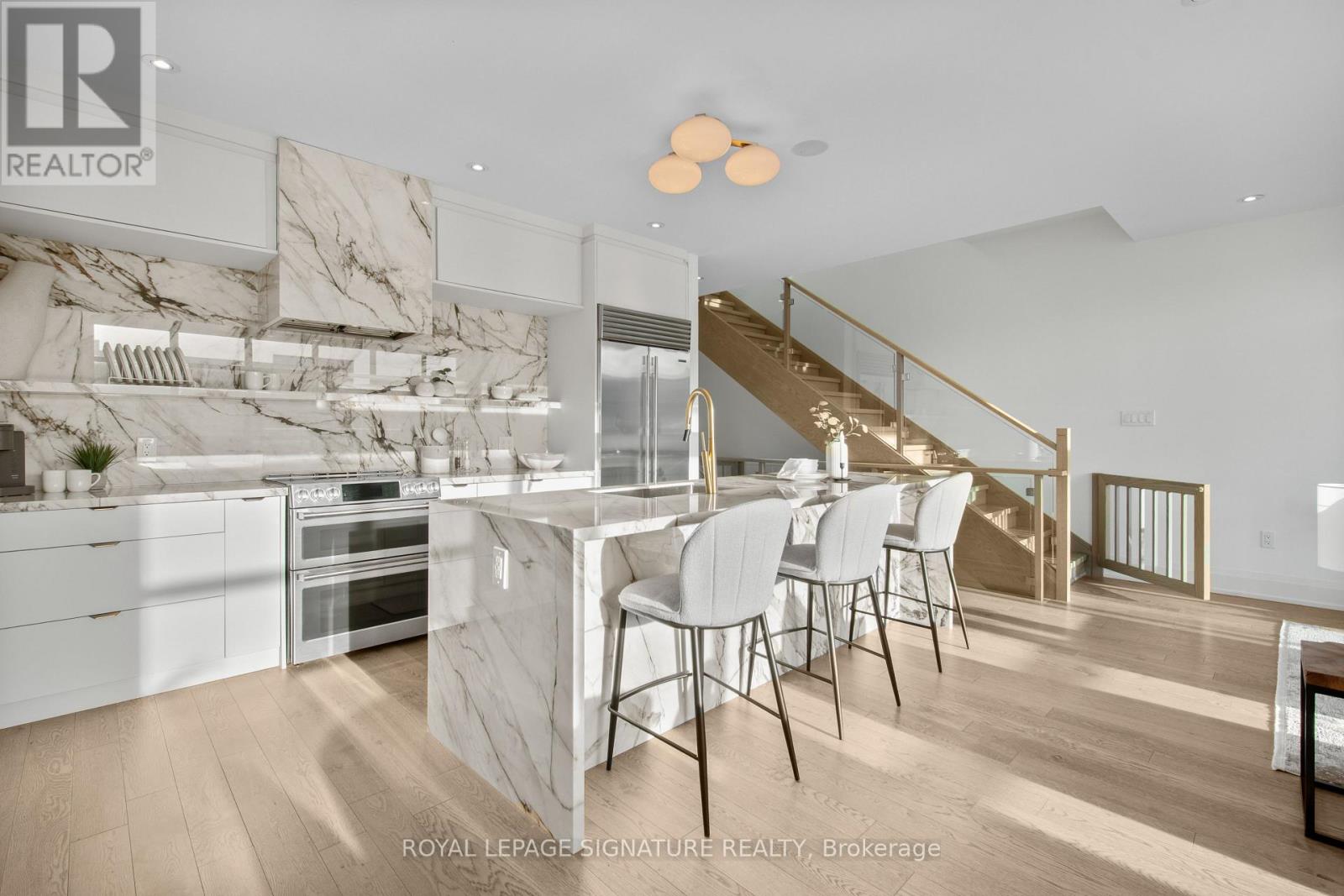 3736 Mangusta Court, Innisfil, Ontario  L9S 0L5 - Photo 13 - N13475068