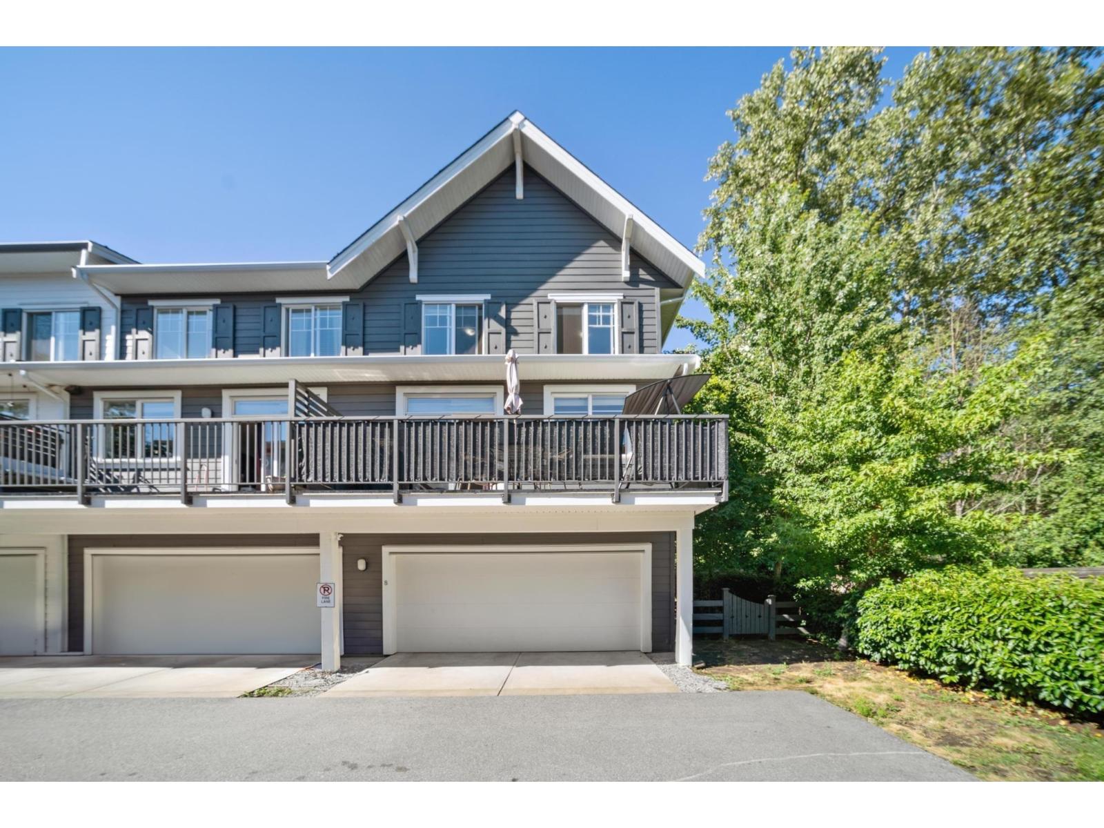 8 16357 15 AVENUE, surrey, British Columbia