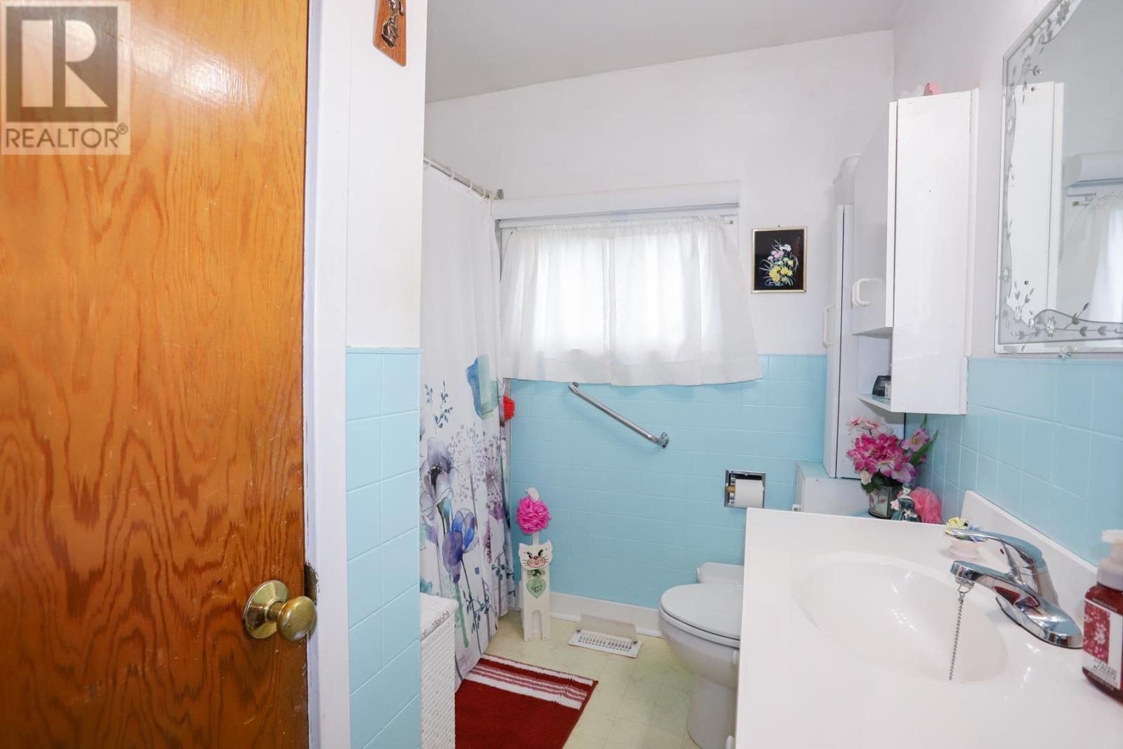55 Manitou Dr, Sault Ste. Marie, Ontario  P6B 5K4 - Photo 23 - SM261534