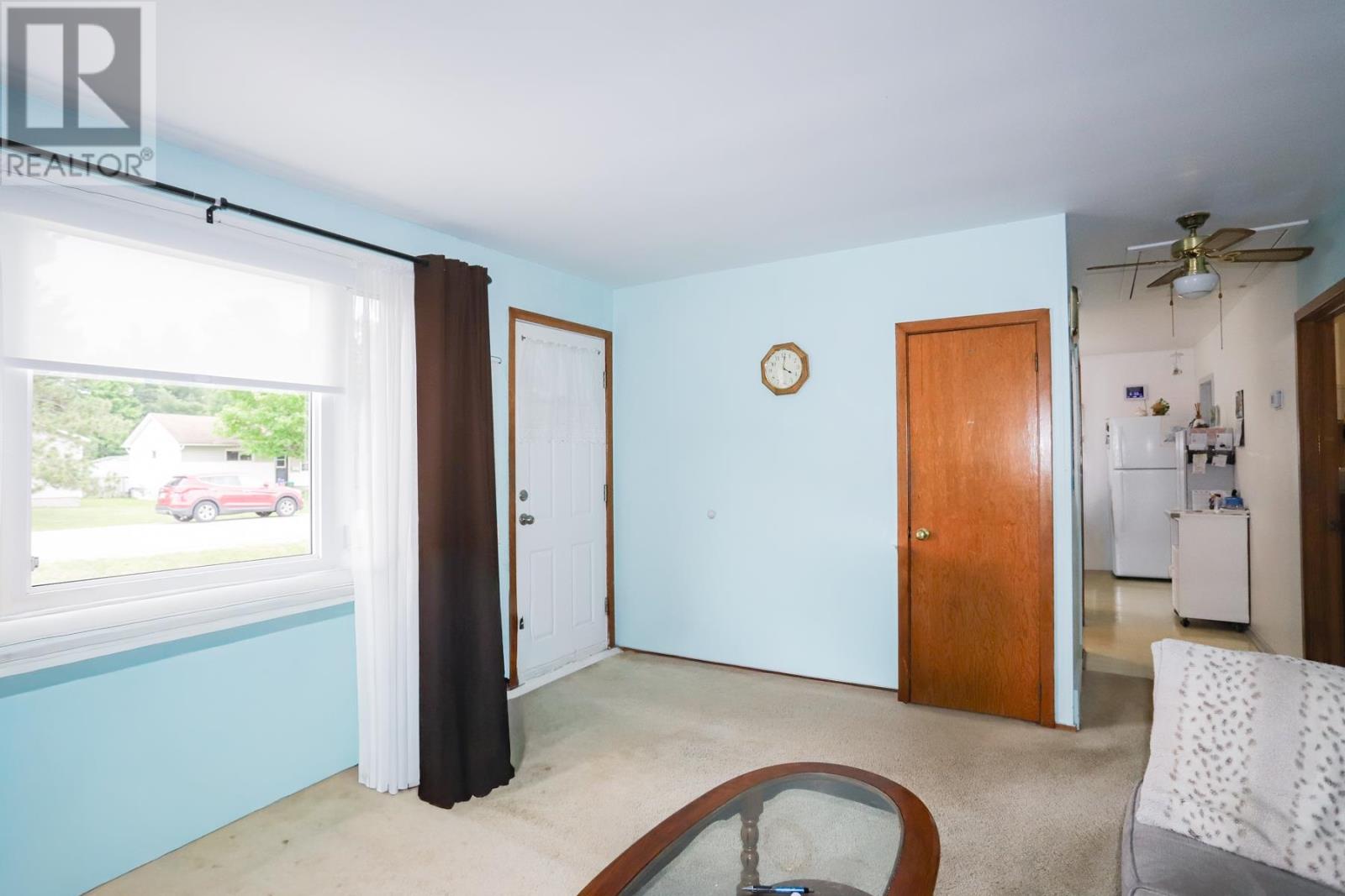 55 Manitou Dr, Sault Ste. Marie, Ontario  P6B 5K4 - Photo 11 - SM261534