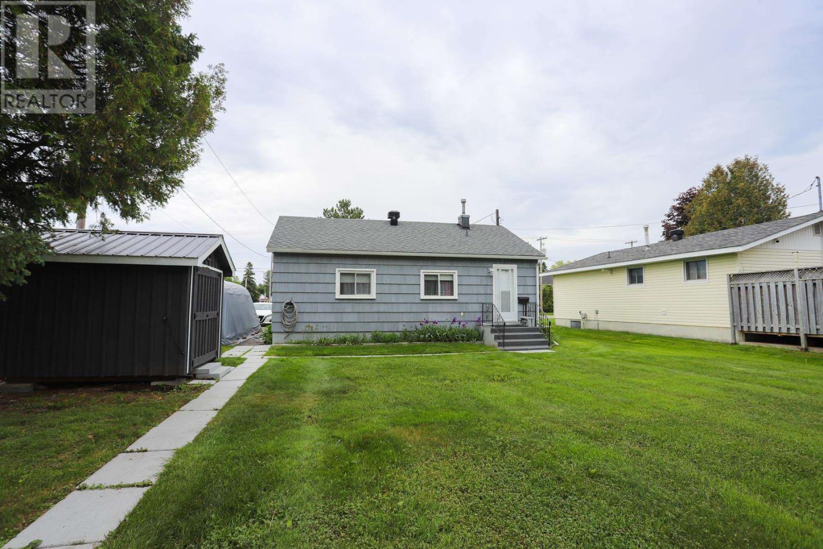 55 Manitou Dr, Sault Ste. Marie, Ontario  P6B 5K4 - Photo 28 - SM261534