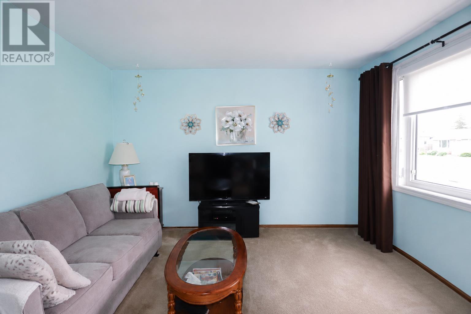 55 Manitou Dr, Sault Ste. Marie, Ontario  P6B 5K4 - Photo 7 - SM261534