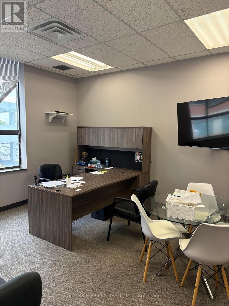 203 - 4673 Ontario Avenue, Niagara Falls, Ontario  L2E 3R1 - Photo 15 - X13474712