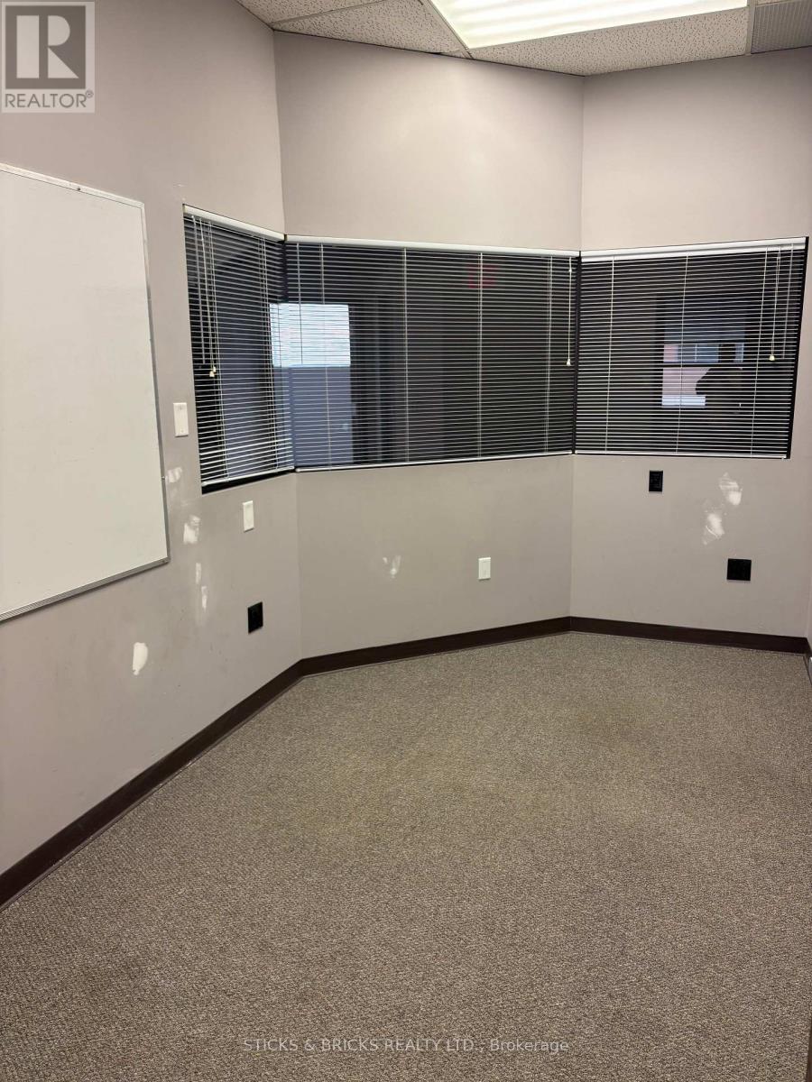 203 - 4673 Ontario Avenue, Niagara Falls, Ontario  L2E 3R1 - Photo 8 - X13474712