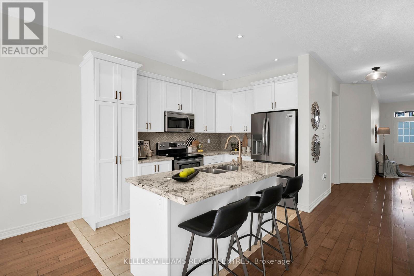 82 Scotia Road, Georgina, Ontario  L0E 1R0 - Photo 10 - N13475164