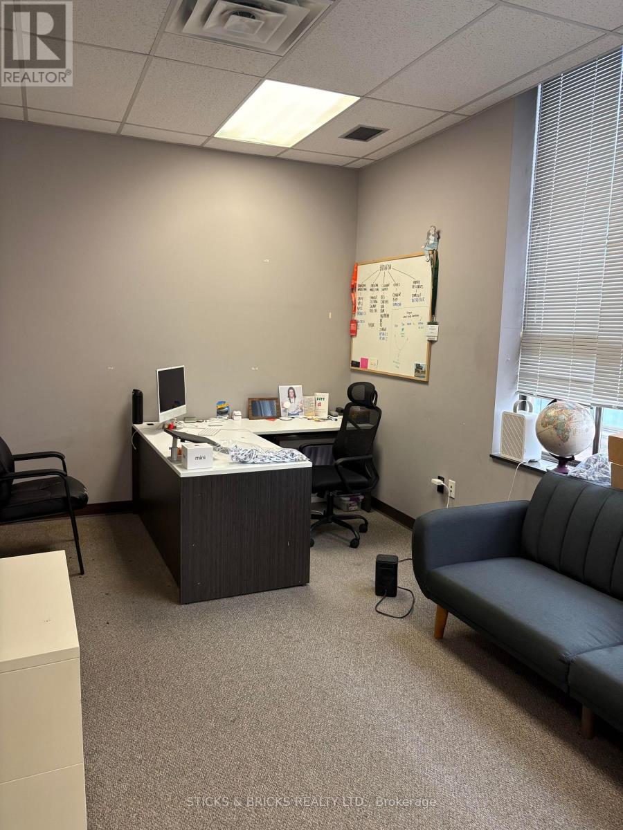 203 - 4673 Ontario Avenue, Niagara Falls, Ontario  L2E 3R1 - Photo 18 - X13474712