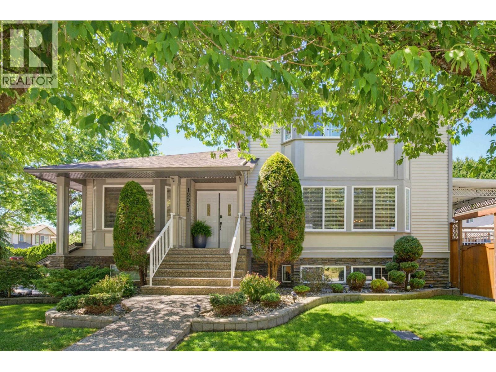 12057 238 Street, Maple Ridge, British Columbia  V4R 4X4 - Photo 3 - R3138380