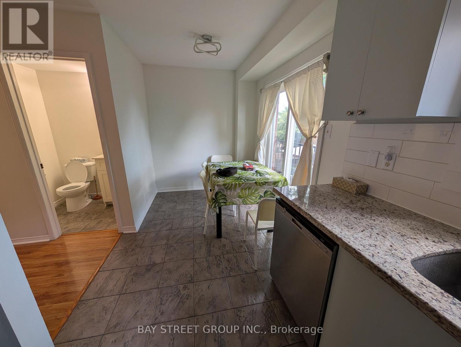 32 - 67 Rougehaven Way, Markham, Ontario  L3P 7W5 - Photo 14 - N13475176