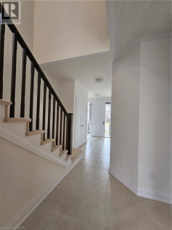 564 Balsam Poplar Street, Waterloo, Ontario  N2V 0H9 - Photo 3 - 40841770