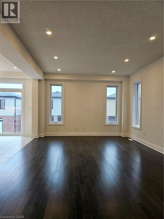 564 Balsam Poplar Street, Waterloo, Ontario  N2V 0H9 - Photo 5 - 40841770