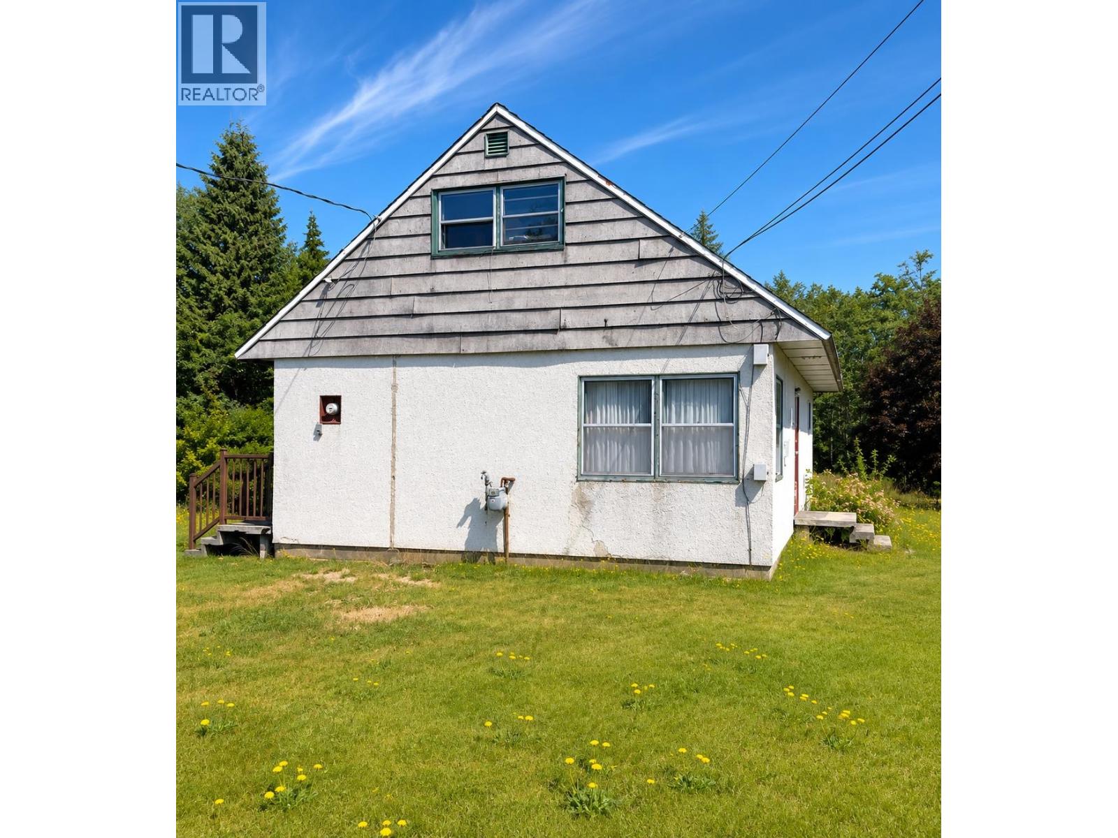 5 Brant Street, Kitimat, British Columbia  V8C 1R5 - Photo 2 - R3138603