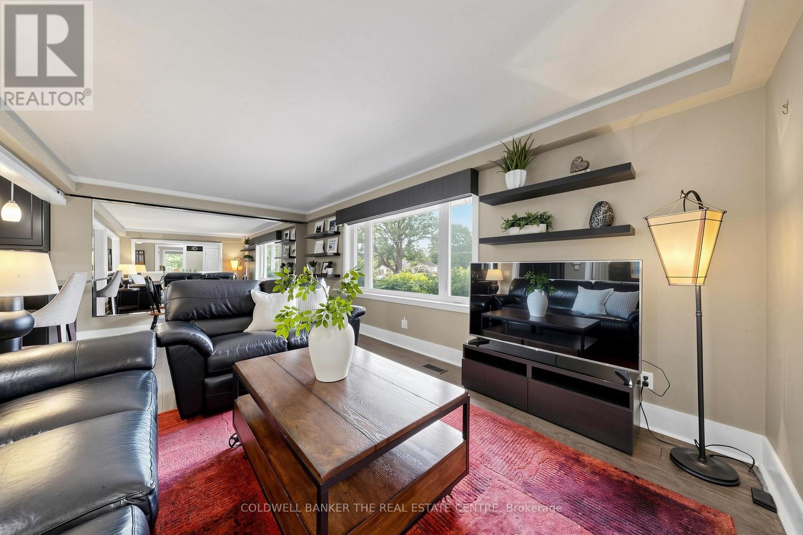 35 Parkside Drive, East Gwillimbury, Ontario  L9N 1G2 - Photo 4 - N13475416