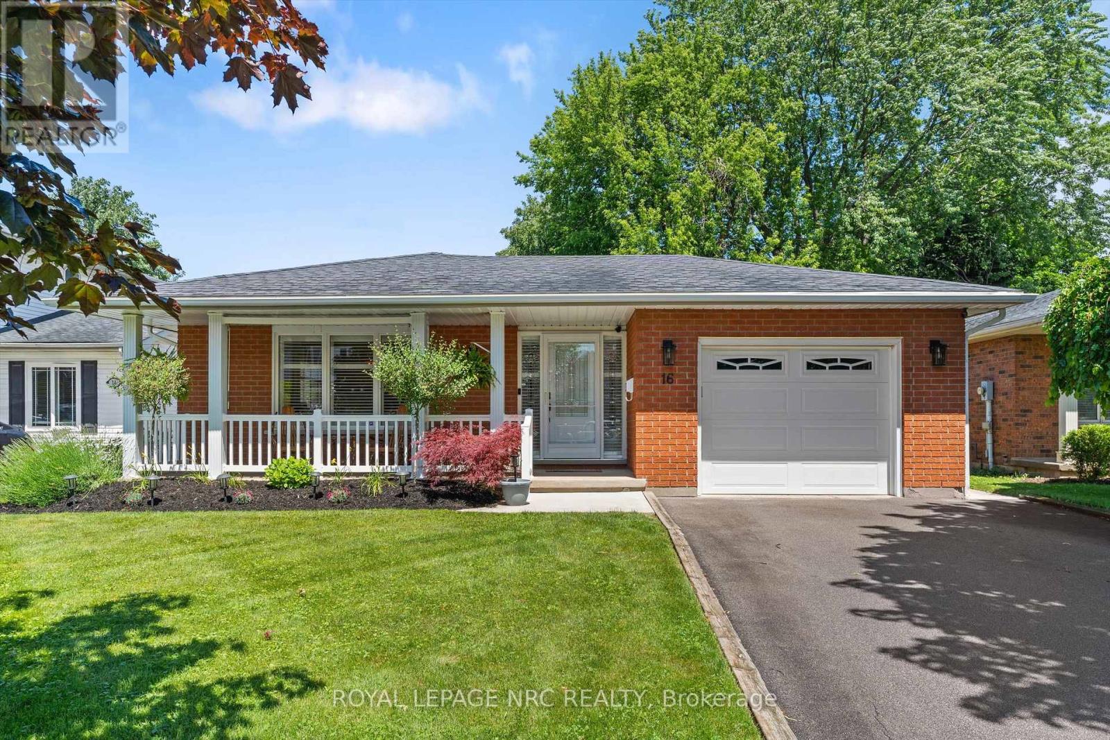 16 BOLGER DRIVE, St. Catharines, Ontario