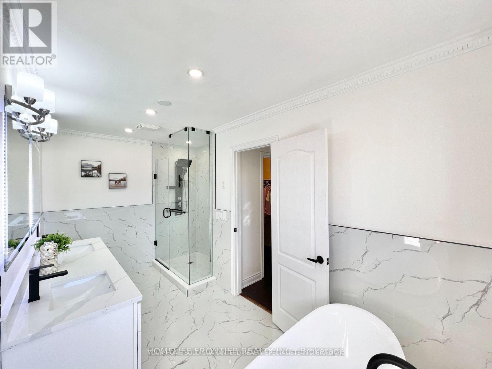 107 Bel Canto Crescent, Richmond Hill, Ontario  L4E 4H4 - Photo 16 - N13475778