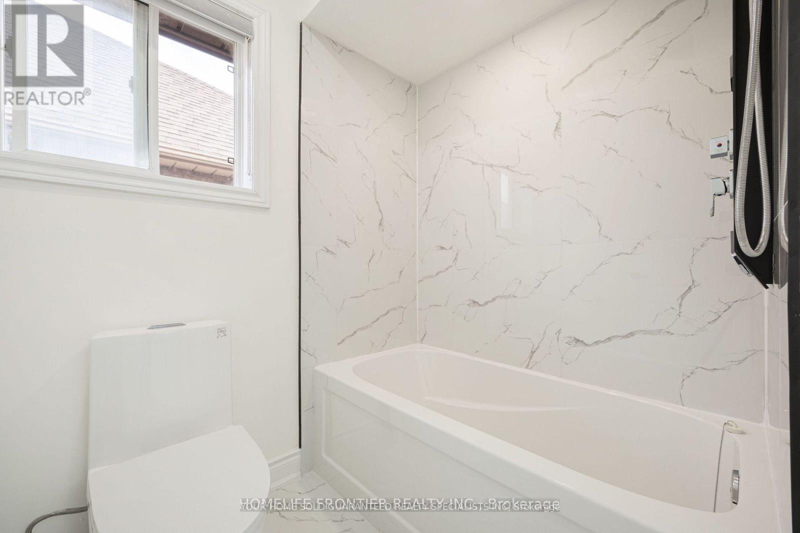 107 Bel Canto Crescent, Richmond Hill, Ontario  L4E 4H4 - Photo 22 - N13475778