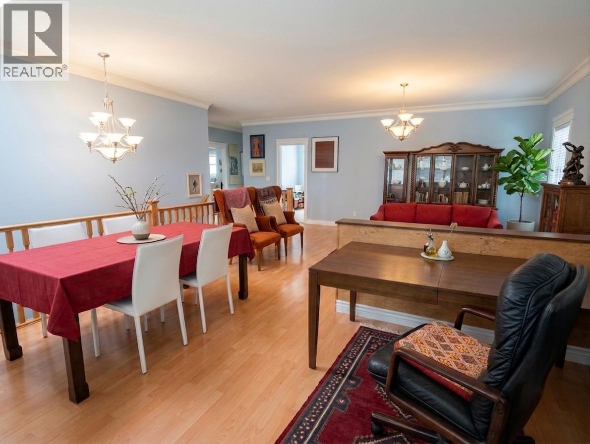 4407 Parker Street, Burnaby, British Columbia  V5C 3C7 - Photo 6 - R3072008